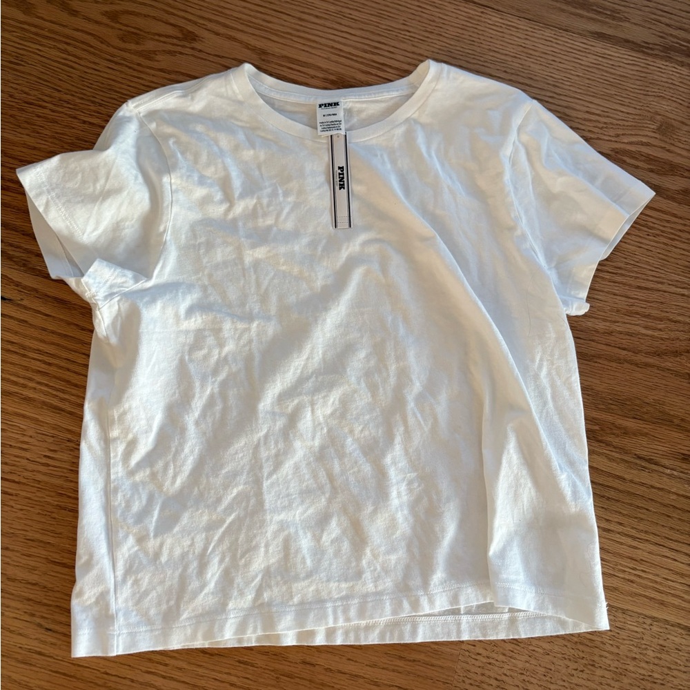 White tee - Picture 2 of 3